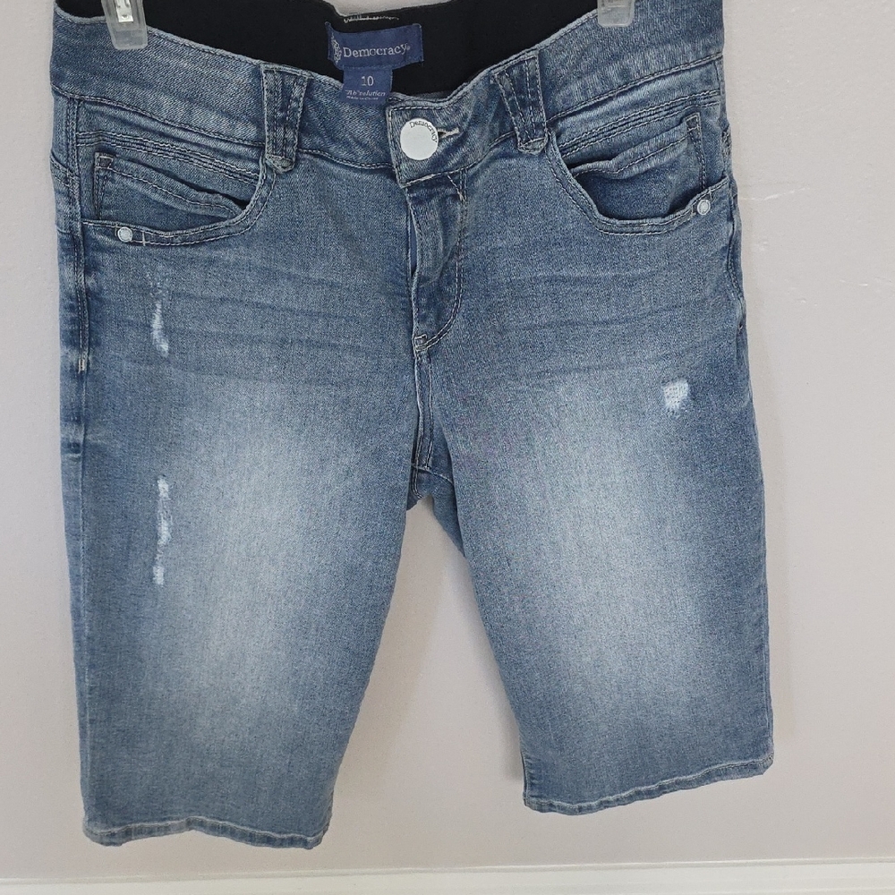 Democracy Women's Faded Blue Denim Shorts